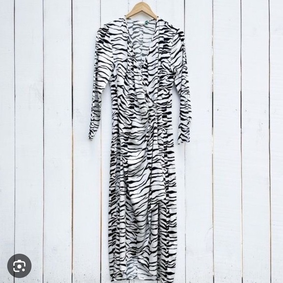Black and White Zebra Print Inspired Wrap Dress Kimono - Picture 1 of 7